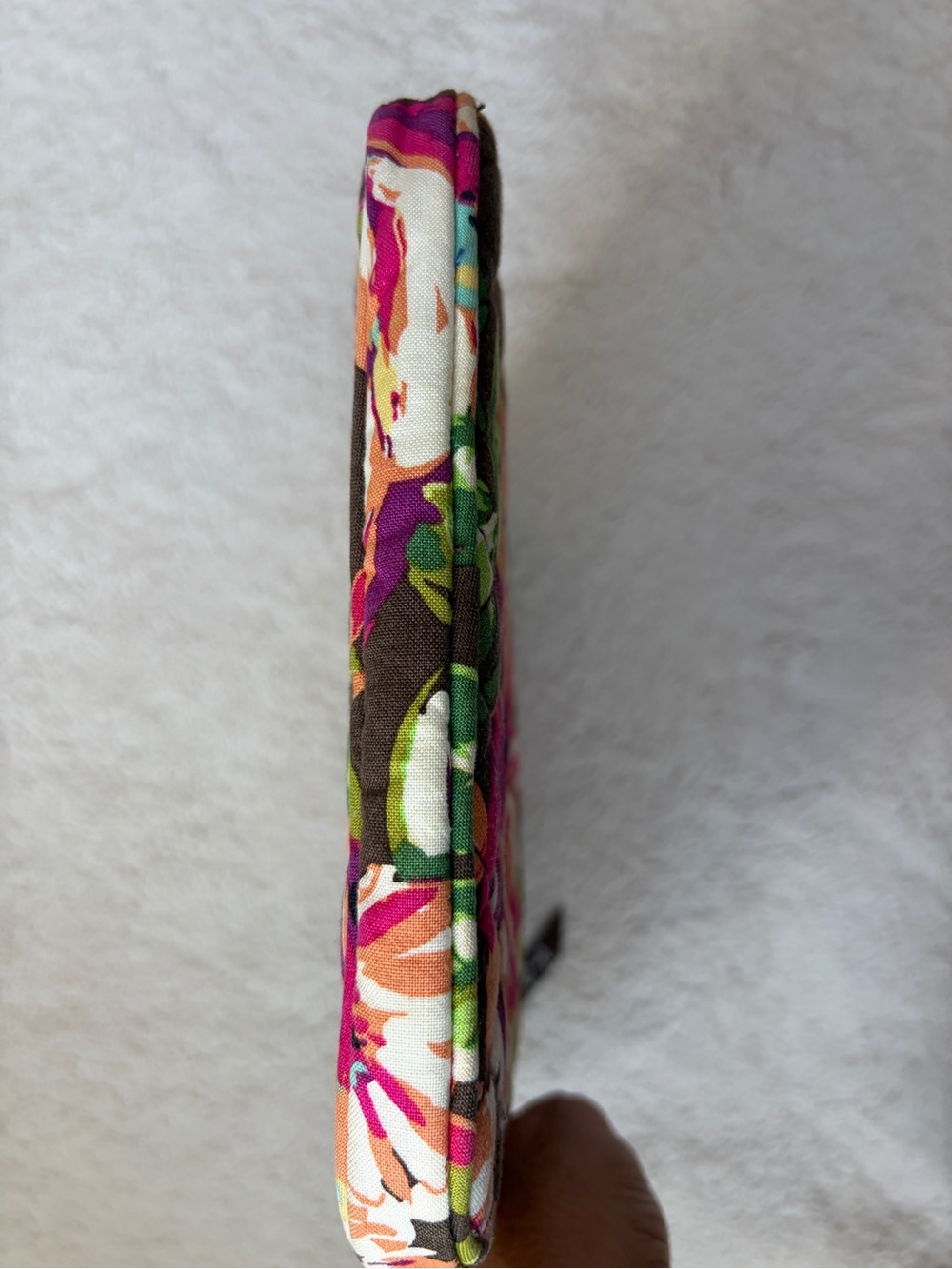 Like New Vera Bradley Retired English Rose Quilted Tablet Sleeve - Picture 7 of 9